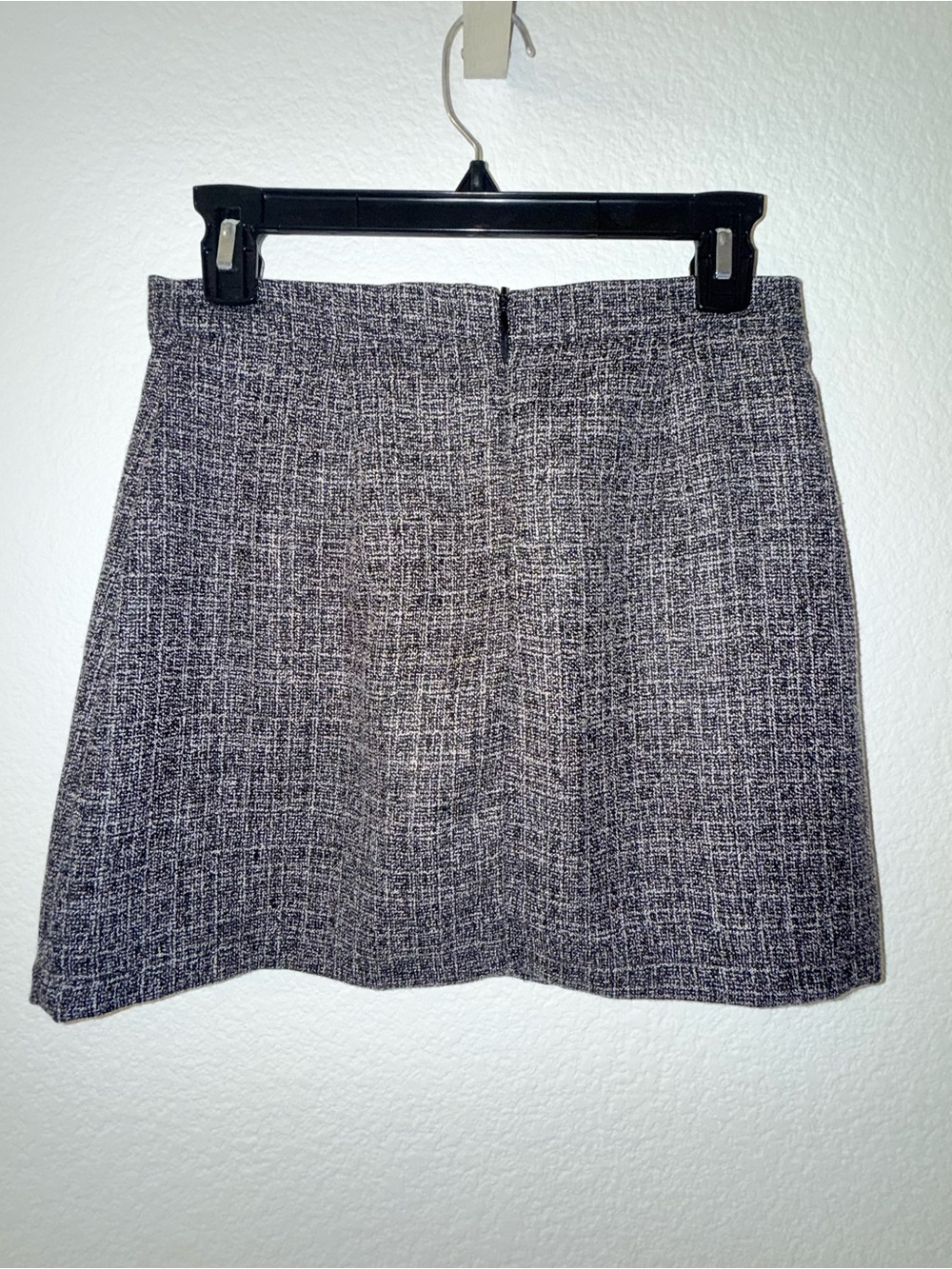 Forever21,Black and Gray Tweed Mini Skirt, Size M - Picture 2 of 3